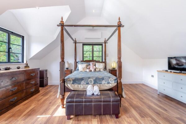 Foxton Barn and Lodge
